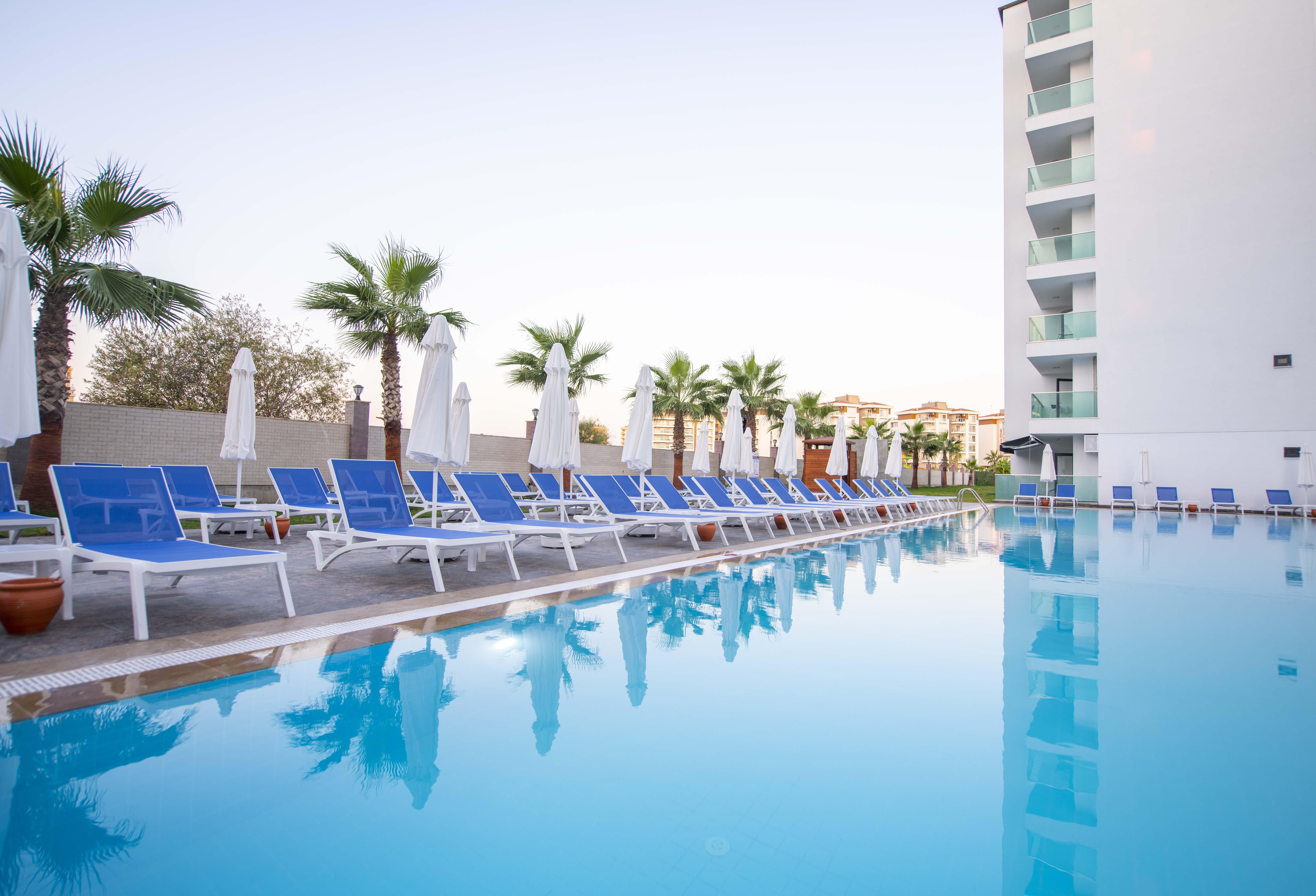 Hotel Royal Towers Lara Antalya Exterior foto