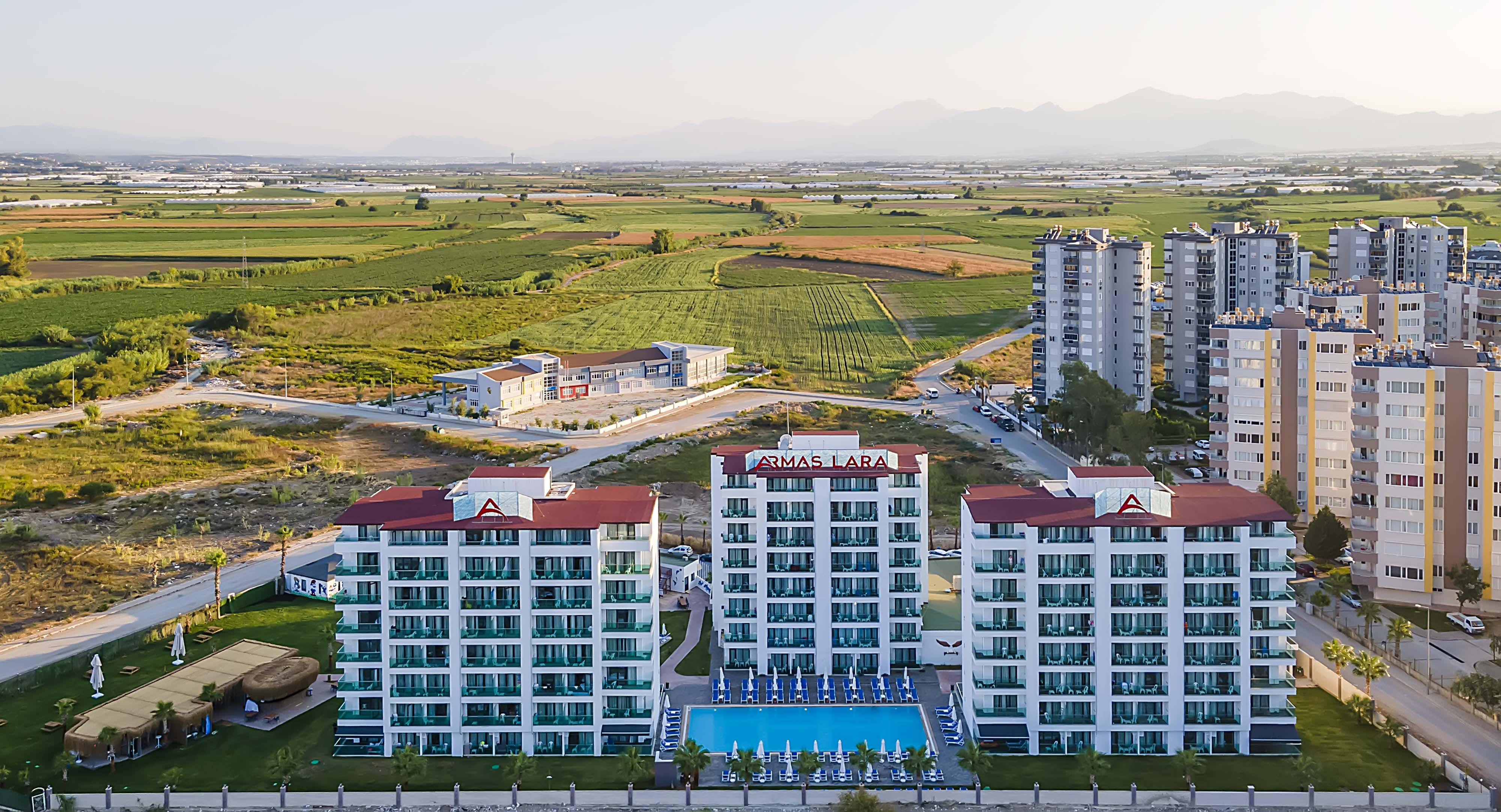 Hotel Royal Towers Lara Antalya Exterior foto
